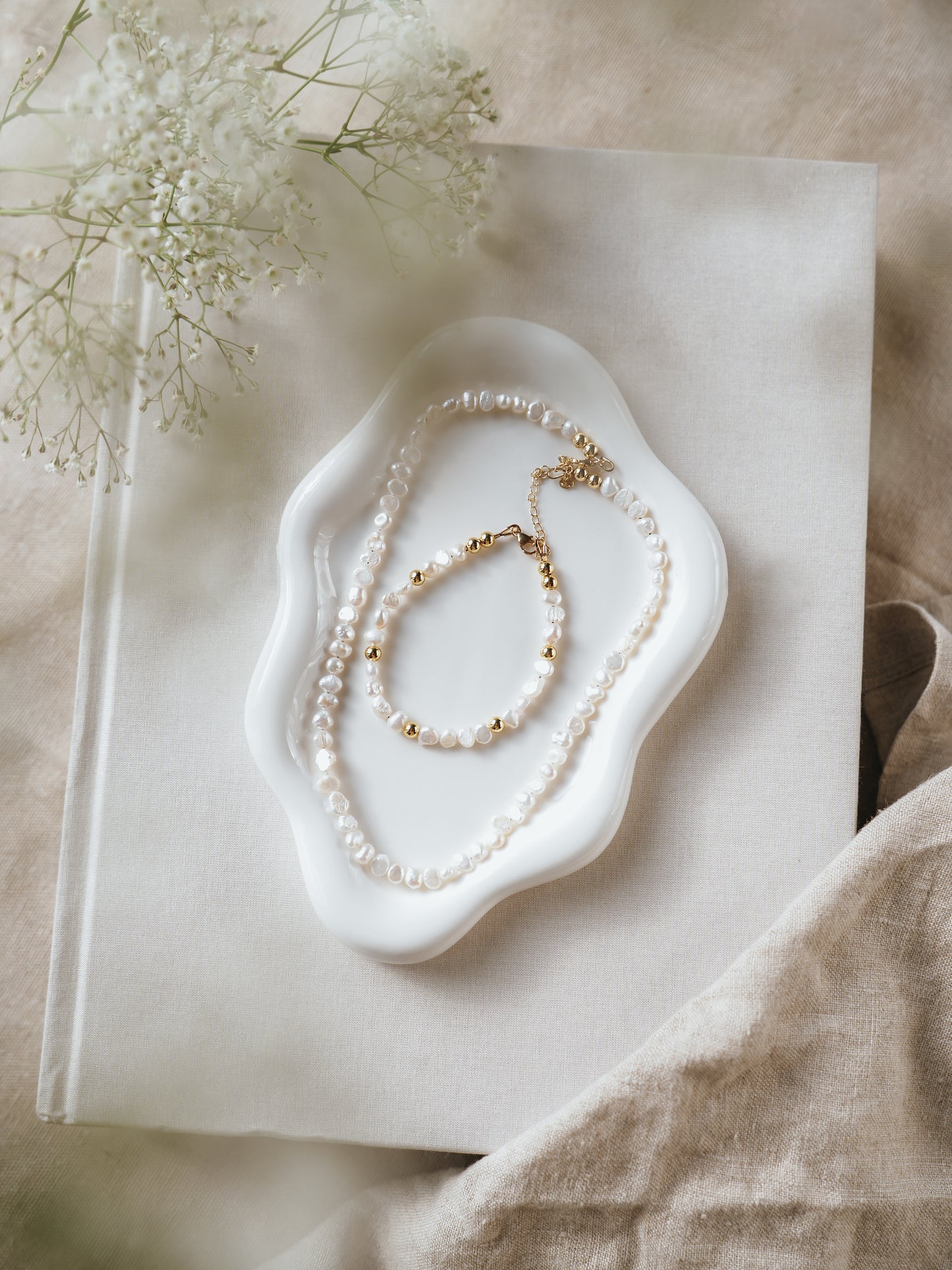 The Cora Natural Pearl Necklace